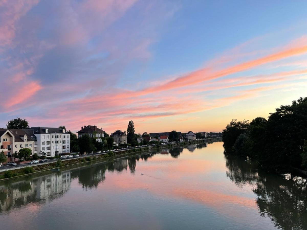 Hyper Centre Ville - Bord De Marne Lagny-sur-Marne Bagian luar foto